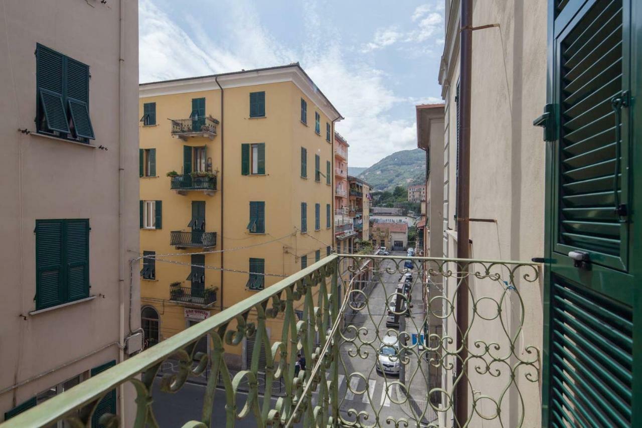 Guest House Rita La Spezia Buitenkant foto