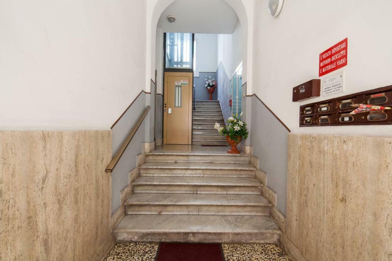 Guest House Rita La Spezia Buitenkant foto